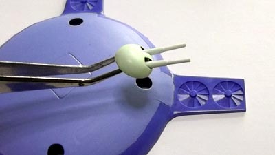 旧キット　1/550　アッザム(ガンダム　プラモデル)