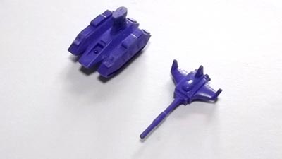 旧キット　1/550　アッザム(ガンダム　プラモデル)