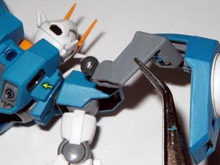 hg　ダブルオーガンダム製作(プラモデル)