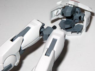 hg　ダブルオーガンダム製作(プラモデル)