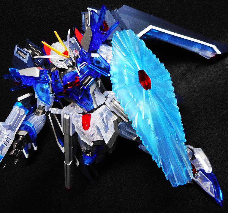 HG ライジングフリーダムガンダム　クリアカラー
