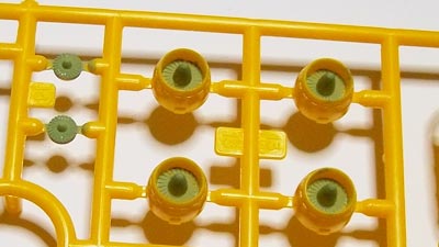 ガンプラ　ミデア輸送機　ガンダム