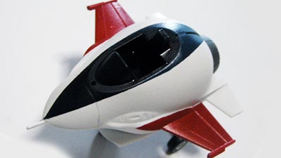 　F16ファルコン　たまご飛行機