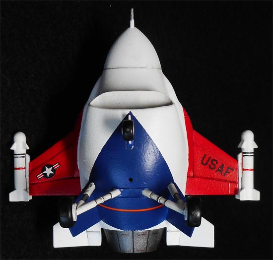 F16ファルコン　たまご飛行機